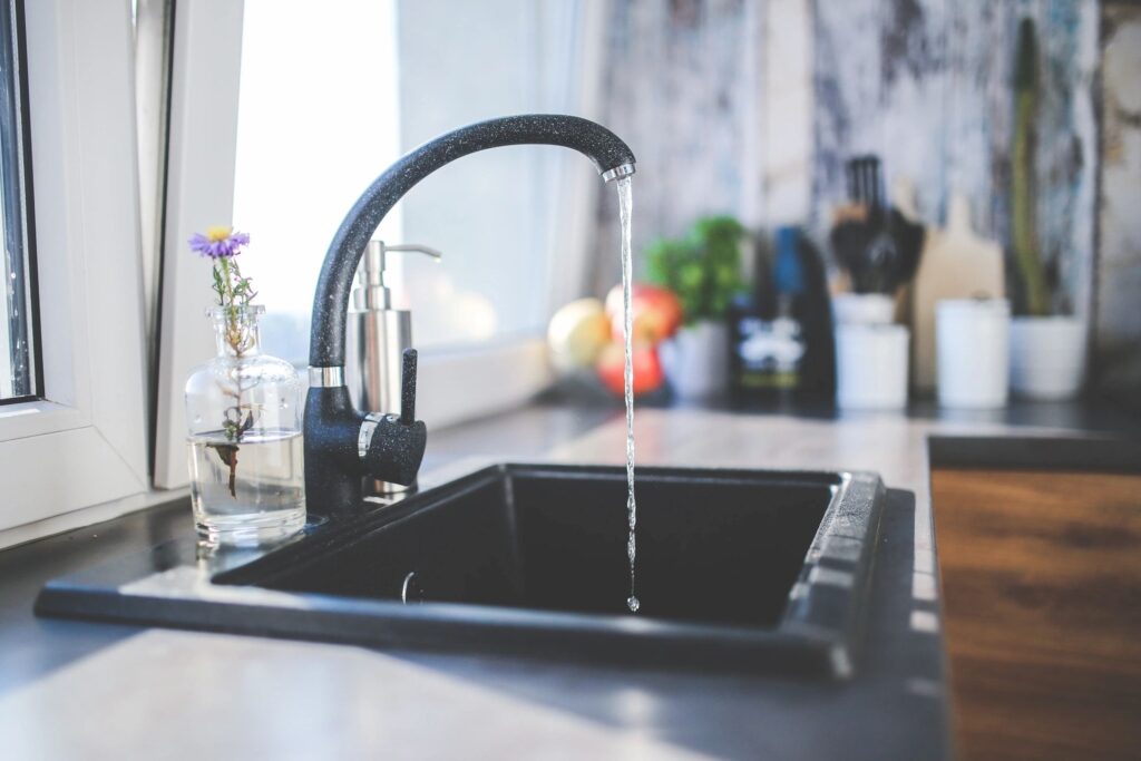 Distilled vs. Purified Water – What’s the Difference?